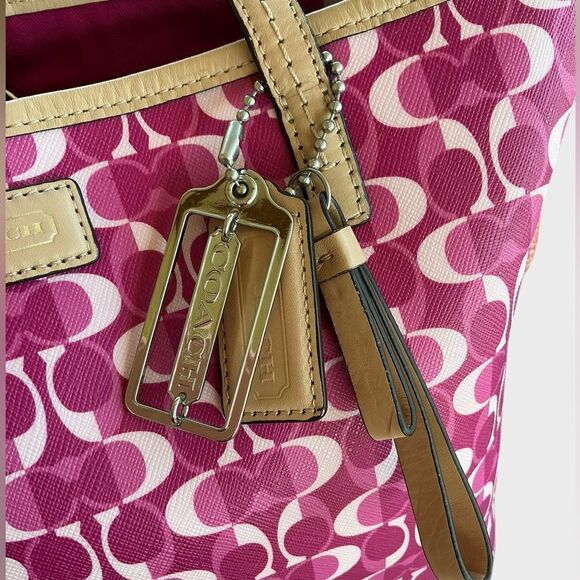 COACH Peyton Park Dream C Large Tote Pink H1393-F26201 COA - Picture 8 of 14